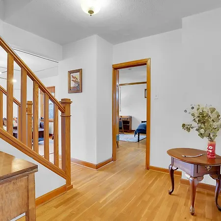Beautiful Historic House In Central Longmont